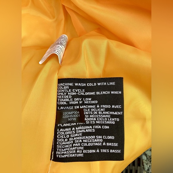 NTW WOMENS GUESS HOODED PUFFER JACKET Size: Large Color: Yellow - Picture 12 of 15